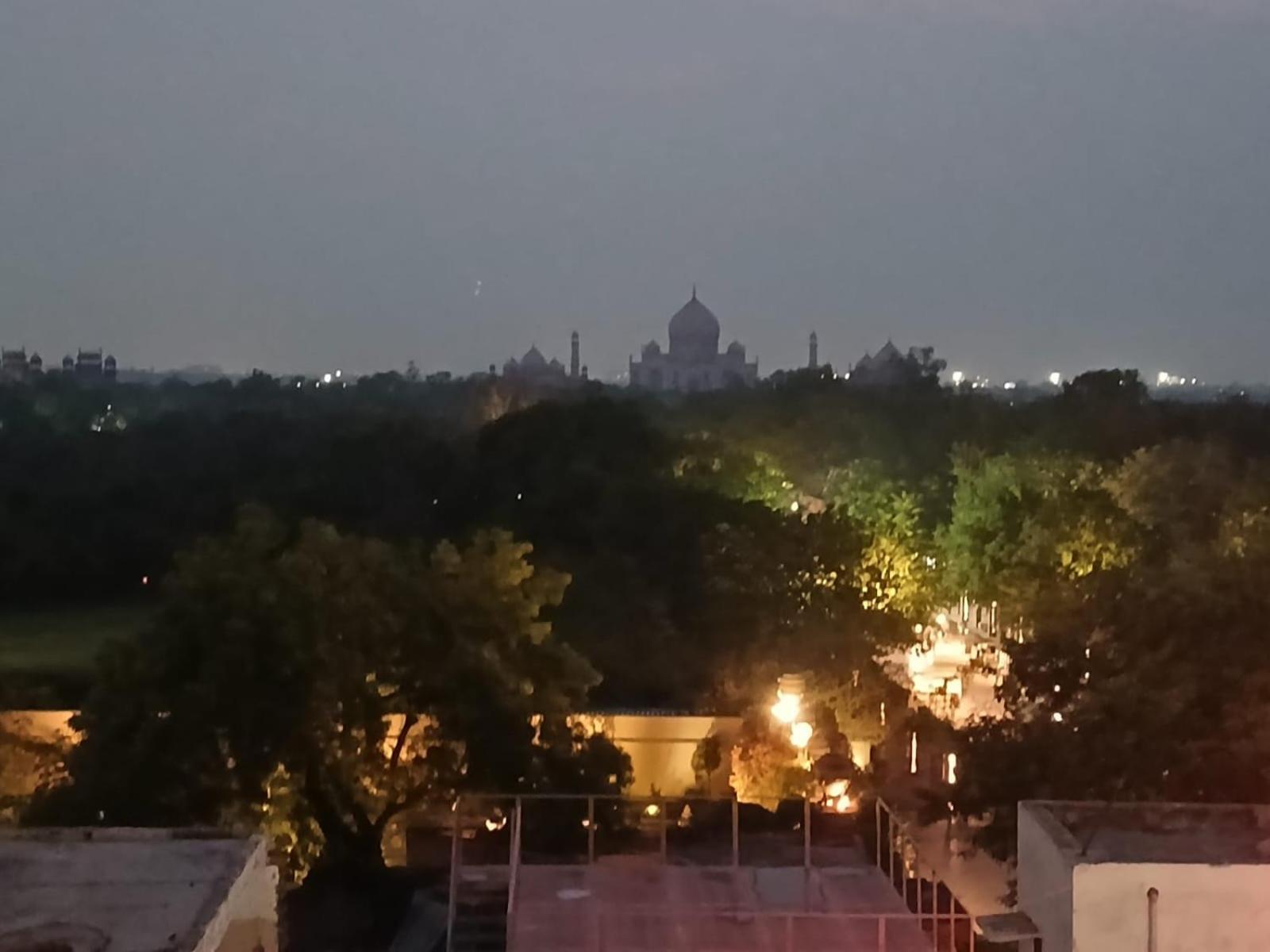 Hotel Taj Plaza Agra  Kültér fotó