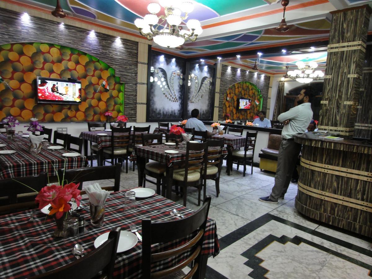 Hotel Taj Plaza Agra  Kültér fotó