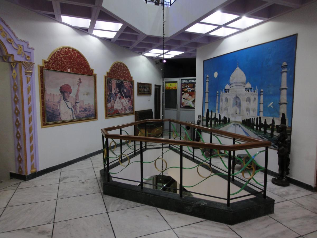 Hotel Taj Plaza Agra  Kültér fotó