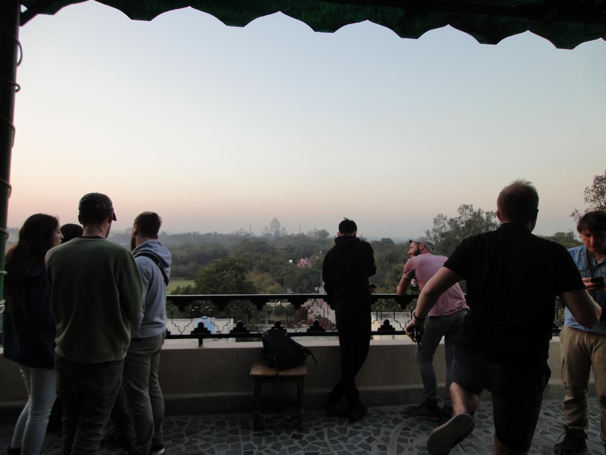 Hotel Taj Plaza Agra  Kültér fotó