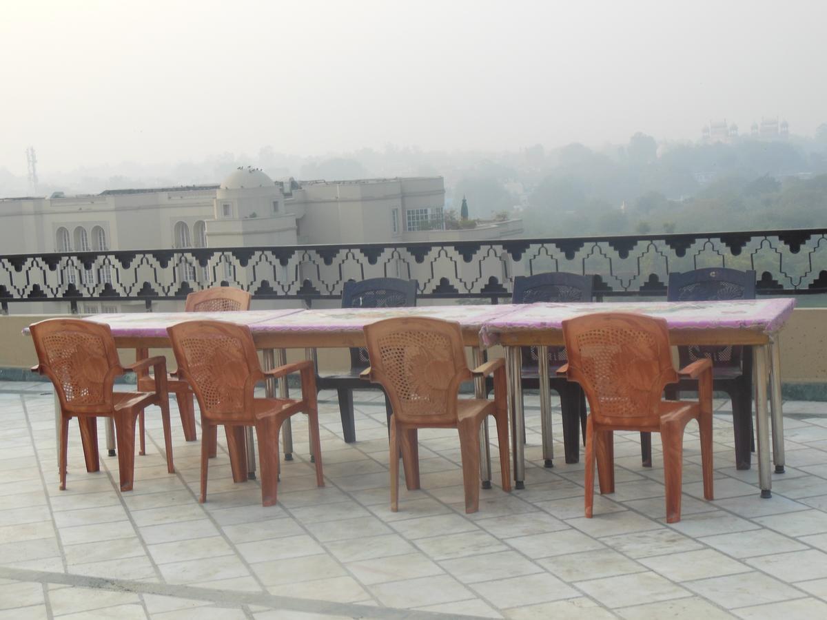 Hotel Taj Plaza Agra  Kültér fotó