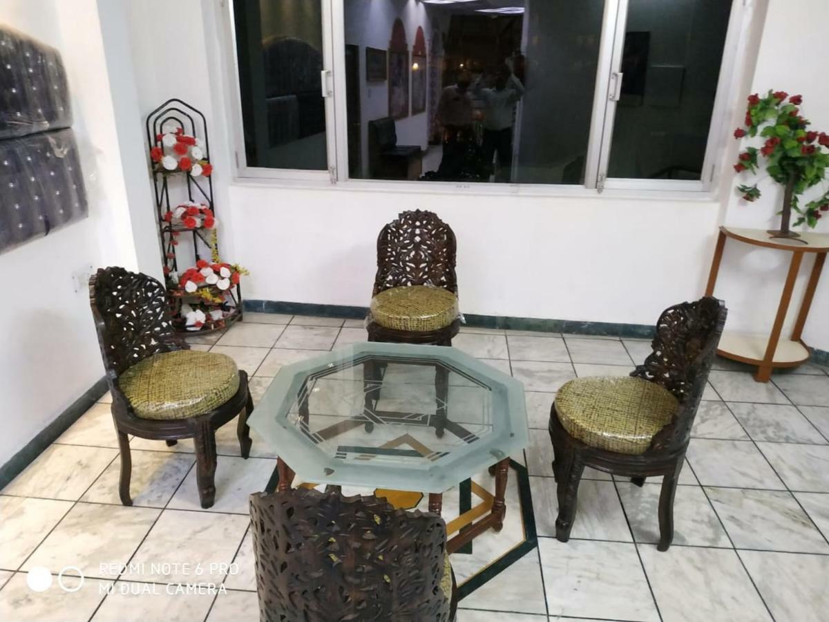 Hotel Taj Plaza Agra  Kültér fotó