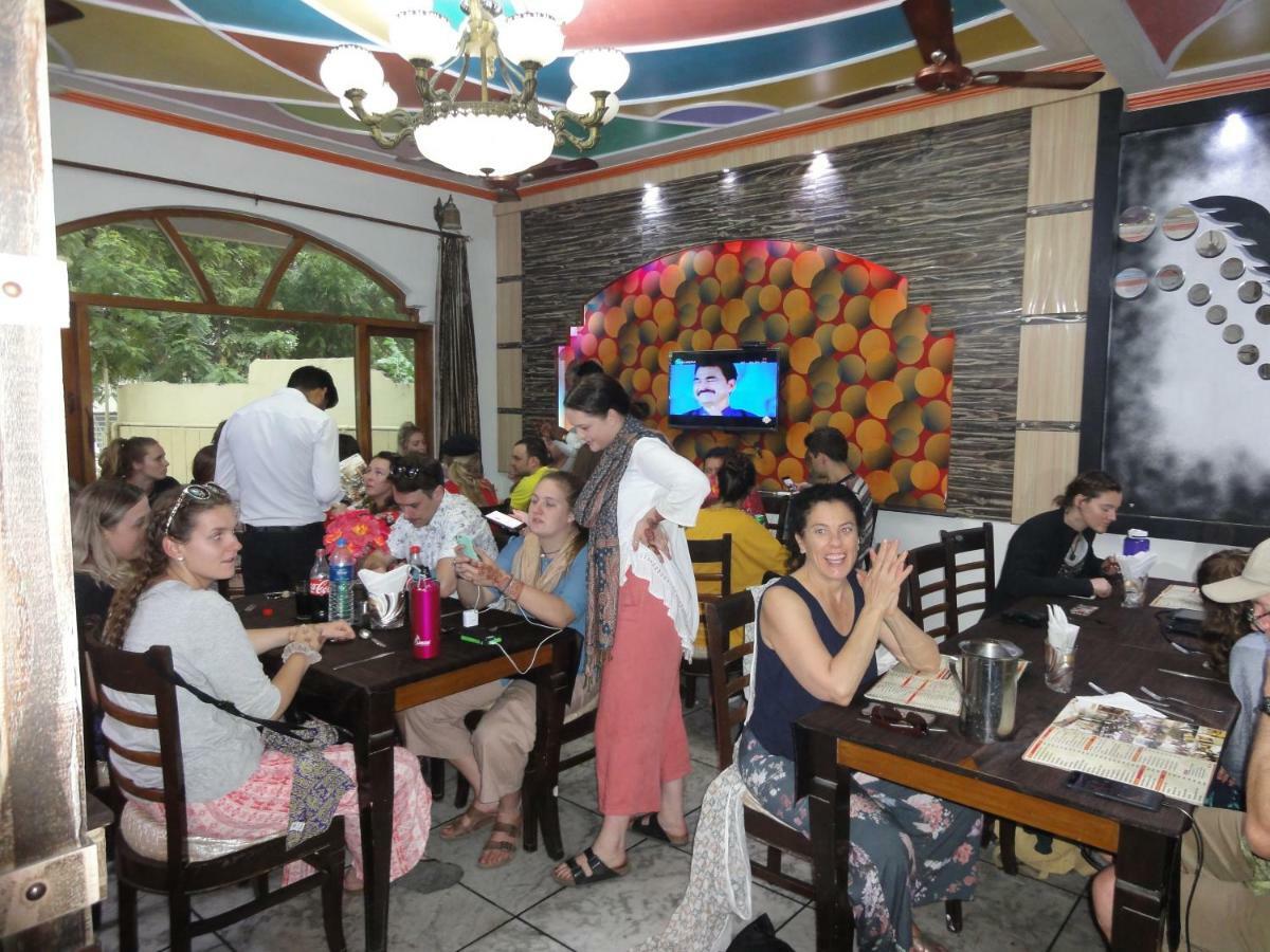 Hotel Taj Plaza Agra  Kültér fotó